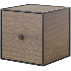 Audo Copenhagen Frame 28 Modul Reol m. Låge 28x28 cm, Røget Eg
