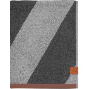 Mette Ditmer Diagonal Håndklæde 70x133 cm, Mørk Oliven